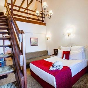 Duplex Quadruple Room